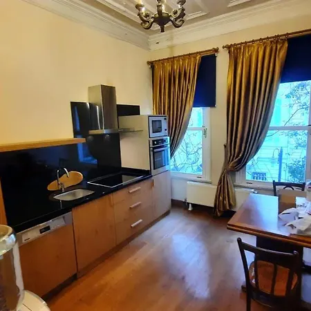 Historic Flower Mansion Βίλα *